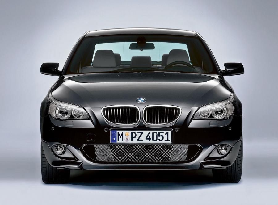 BMW 5-Series 2004 года  (фото 49 из 74)